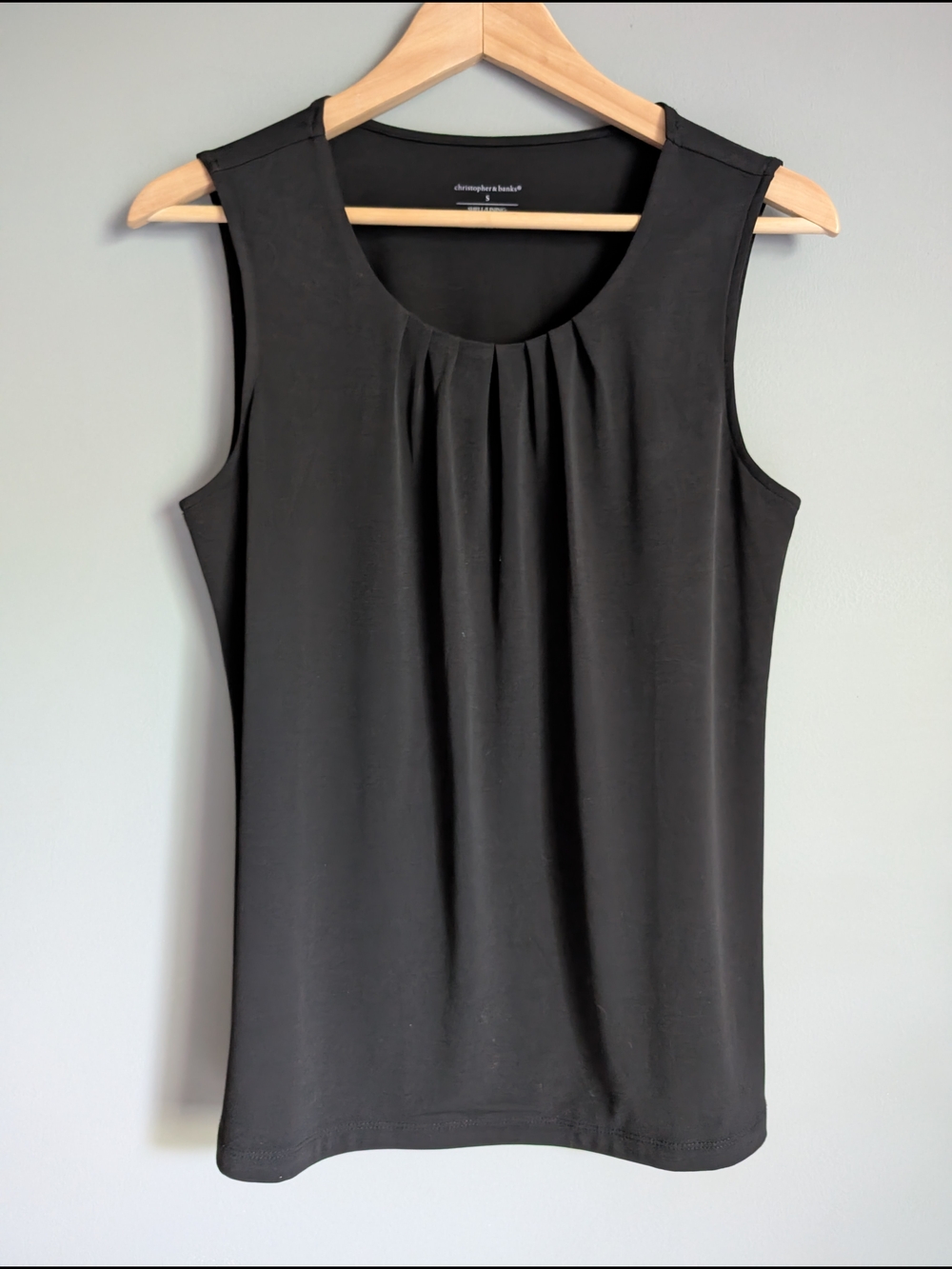 Christopher & Banks Black Sleeveless Pleated Scoop Neck Camisole